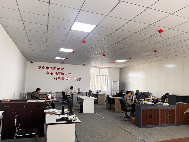 Zhejiang Huier Coating Environmental Protection Equipment Co., Ltd linea di produzione del fabbricante