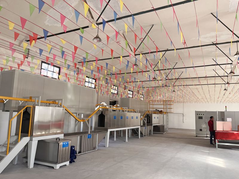Zhejiang Huier Coating Environmental Protection Equipment Co., Ltd linea di produzione del fabbricante